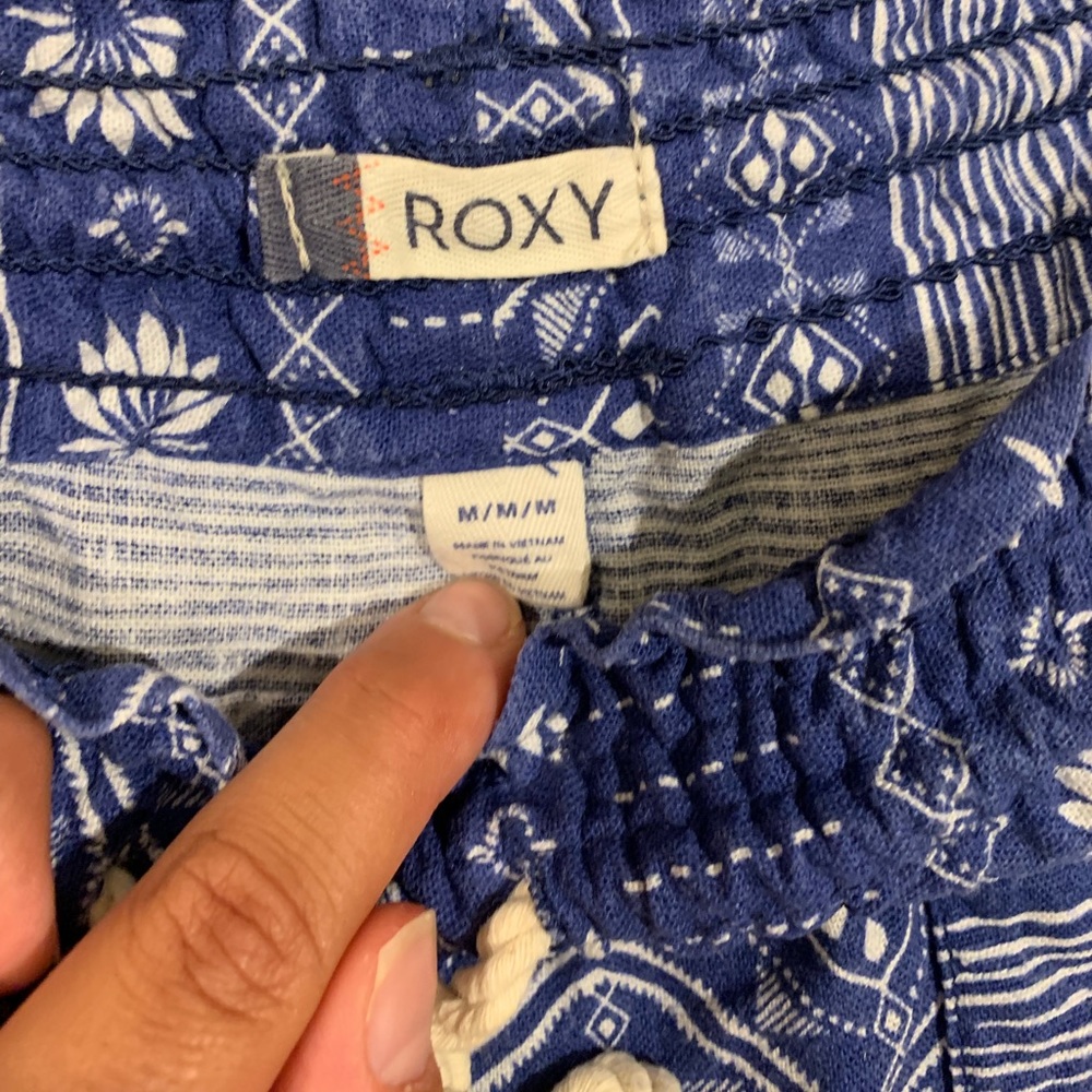 Roxy linen shorts